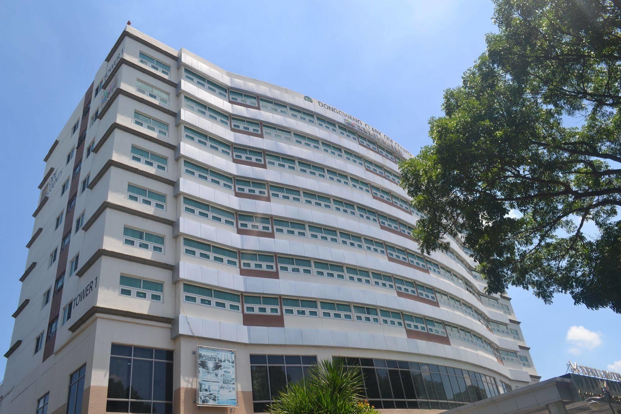 Xenia Hotel Clark Clark Field Exterior photo